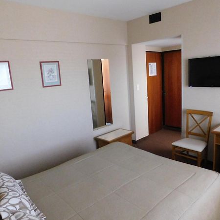 Hotel Libertador Trelew Exterior foto